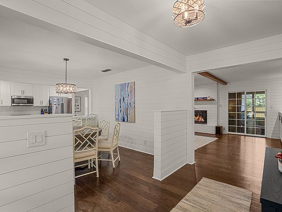 5th image of 4529 Cloudview Rd