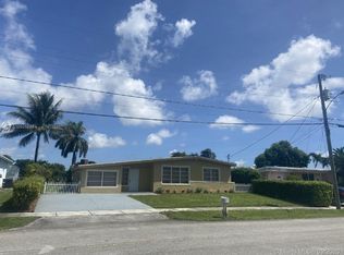 3825 SW 33rd St, West Park, FL 33023