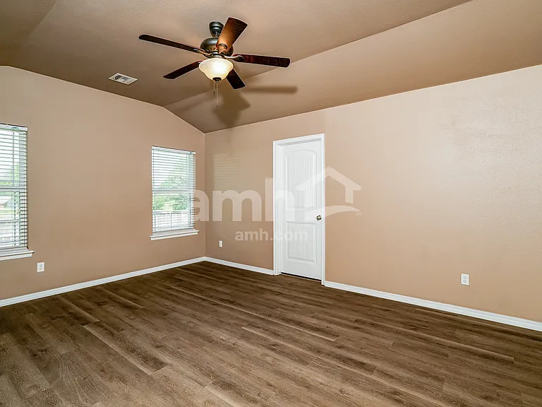 11078 N 114th East Ave — Photo 9