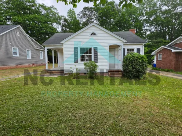 1313 Holman St, Kinston, NC 28501