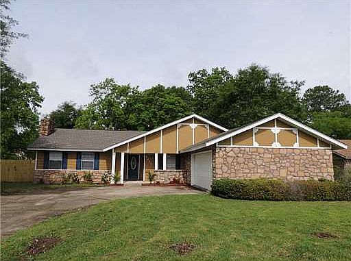 4th image of 1217 King Henry Dr