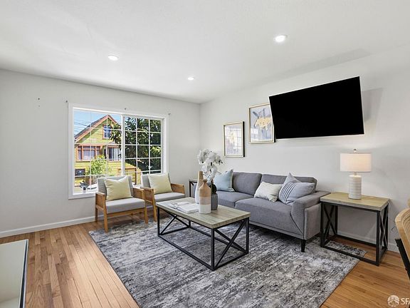 5th image of 64 Reddy St