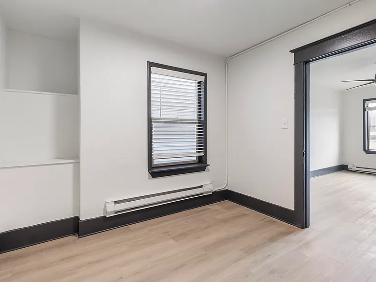Kensington Apartments — Photo 44