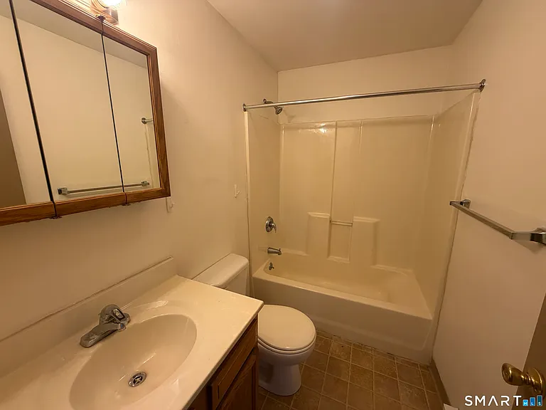 277 N Main St #3 — Photo 13