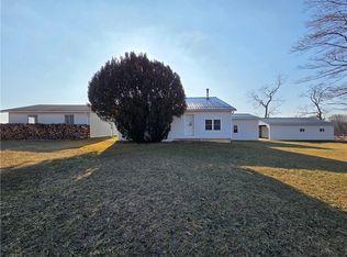 1055 Mercer New Wilmington Rd, New Wilmington, PA 16142