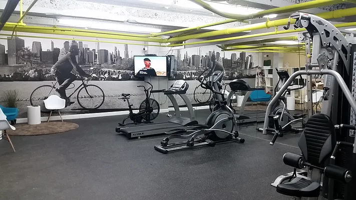 Rented by Lang Realty LLC | media 33