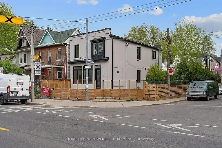 1842 Dundas St E #2 — Photo 5