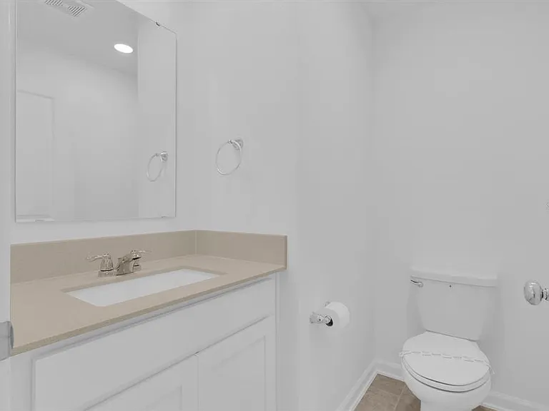 2845 Pierr St — Photo 17