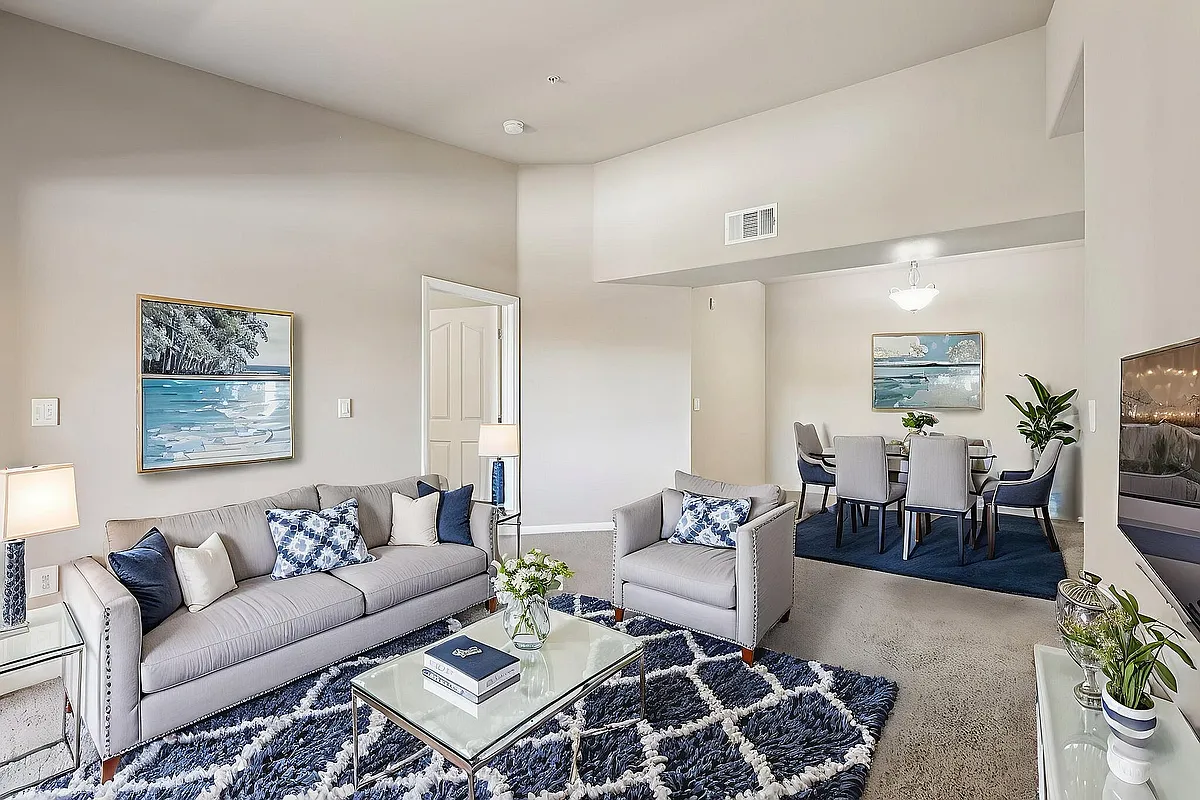 F3x2 Living Room & Dining Room - Crescent Ridge Apartments