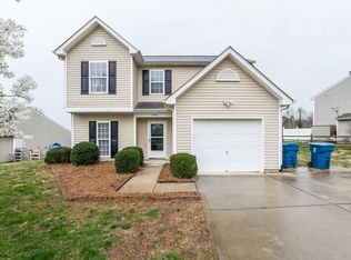 6834 Babbling Brook Ln, Concord, NC 28025