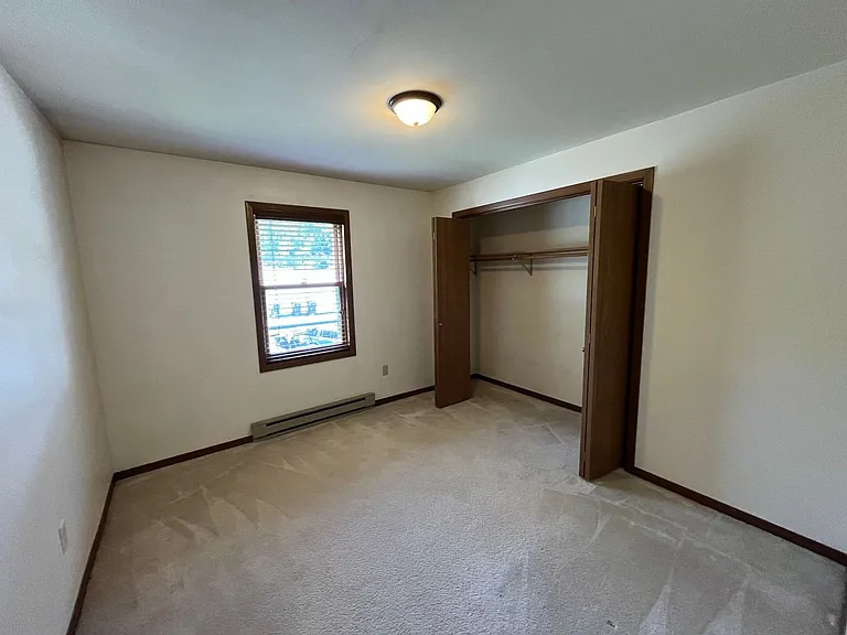 805 W Allman St — Photo 12