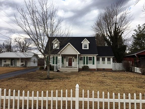 2nd image of 377 S Hopkinsville St