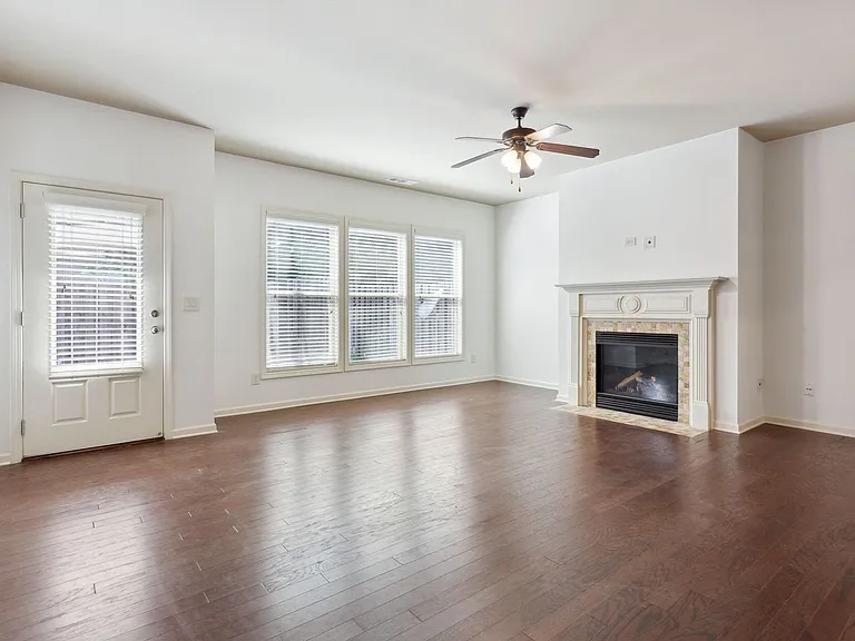 655 Township Cir — Photo 10