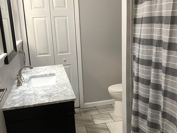 Upstairs Bathroom.