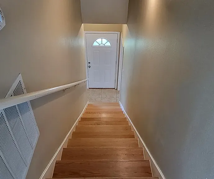1105 N Cuernavaca Dr #B — Photo 15