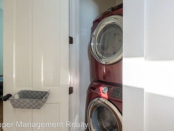 4th image of 2755 Saint Ann St #2757