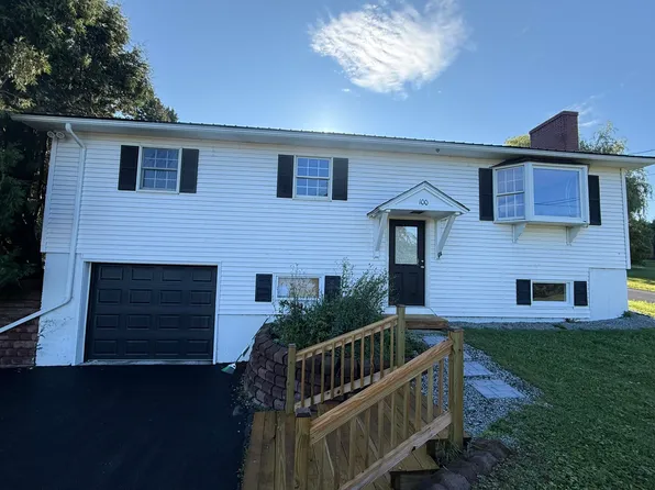 100 Hanson Lake Road, Mapleton, ME 04757