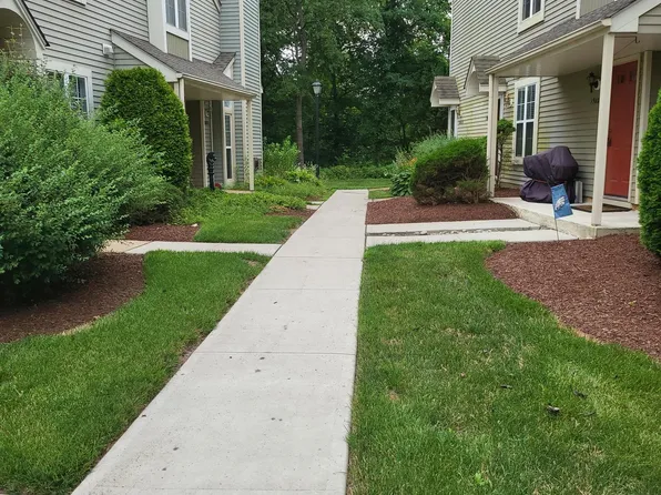 1903 Sutton Pl #A, Mount Laurel, NJ 08054