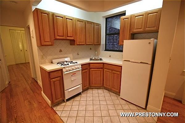 1st image of 366 Broome St APT 32