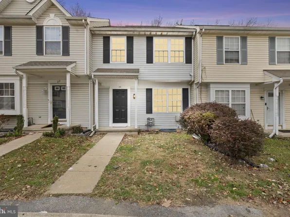20 Elks Trl, New Castle, DE 19720