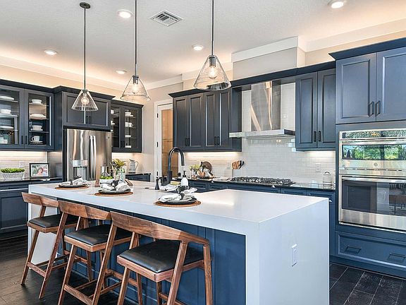 4th image of 5633 Saint Armands Way
