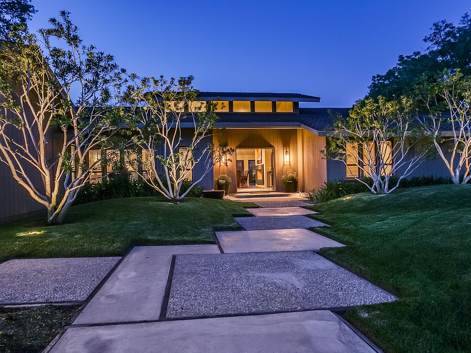1st image of 6944 Arrowwood Dr