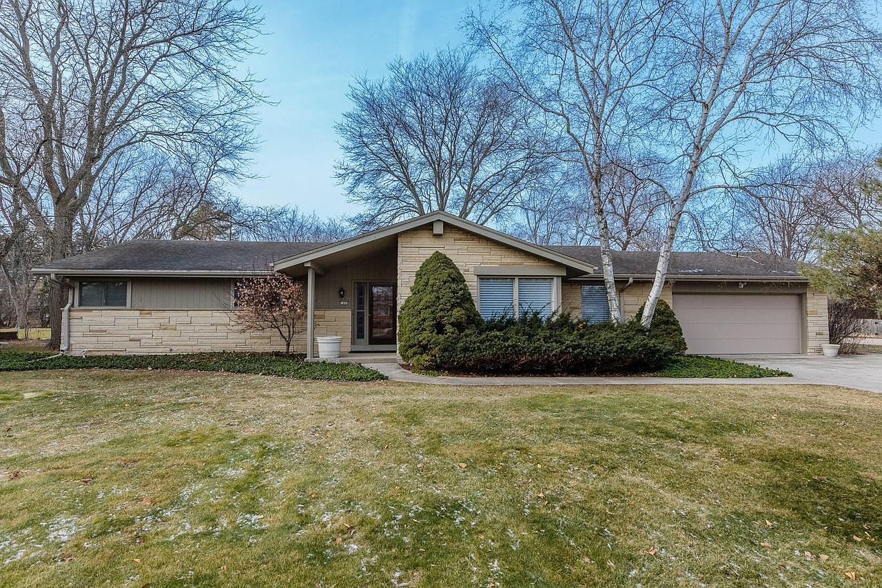 7889-north-mohawk-rd-milwaukee-wi-53217-zillow