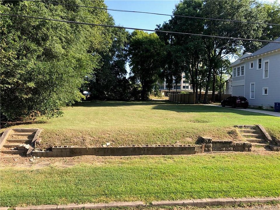 1st image of 1046 Sheridan Ave
