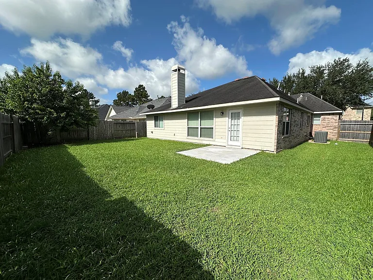 3715 Humble Dr — Photo 24