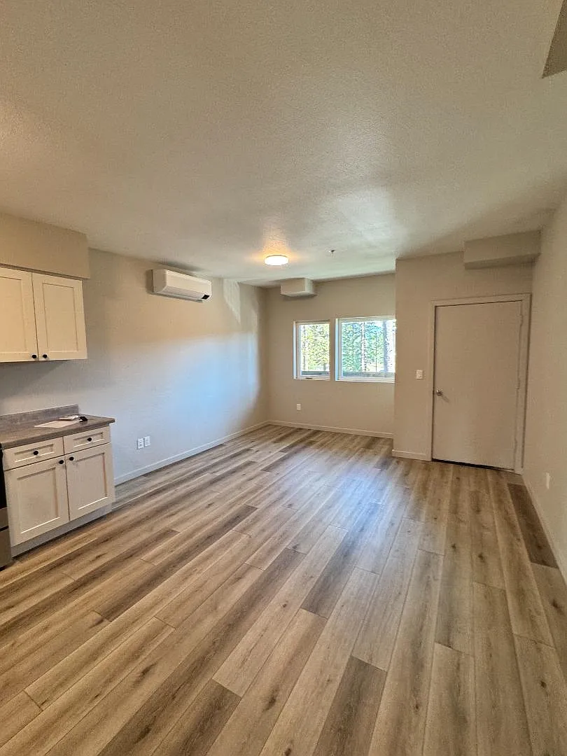 10977 Industrial Way - 203 — Photo 2