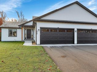 428 30th Ave SE, Saint Cloud, MN 56304