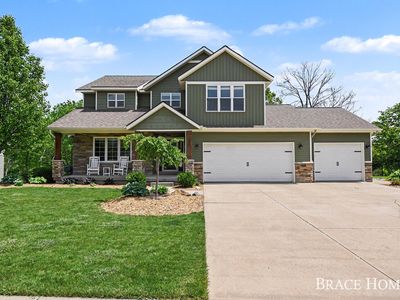 156 Hightower Dr NE, Rockford, MI, 49341