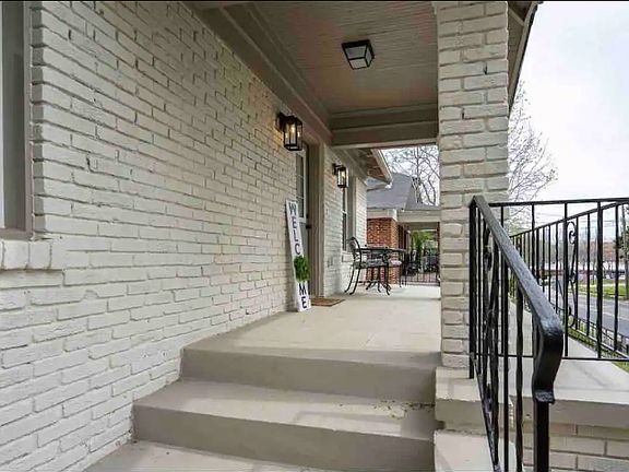 2nd image of 1137 Martin Luther King Jr Dr SW