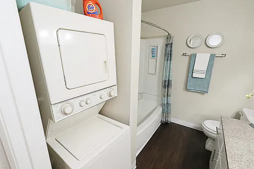 Westchase Creek Apartment Homes — Photo 34