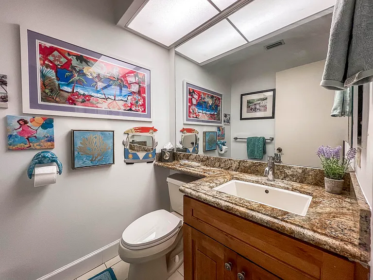 56 Edinburgh Dr — Photo 10