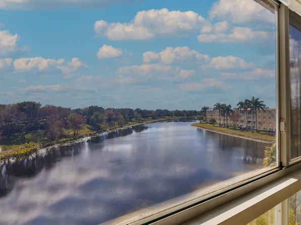 5746 Crystal Shores Drive #402, Boynton Beach, FL 33437