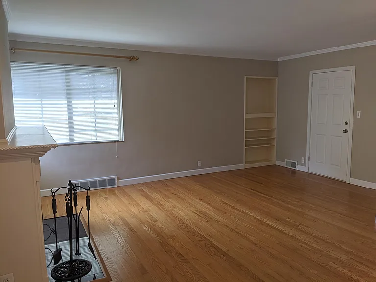 628 Neff Rd — Photo 4