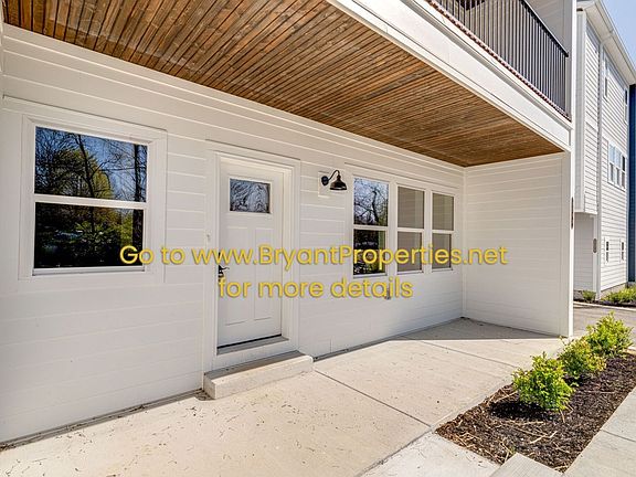 2nd image of 1135 Lawrence Ave