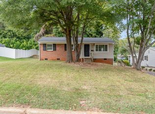 815 Norwood Dr, Charlotte, NC 28208