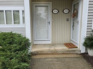 2205 Boston Rd APT E44, Wilbraham, MA 01095