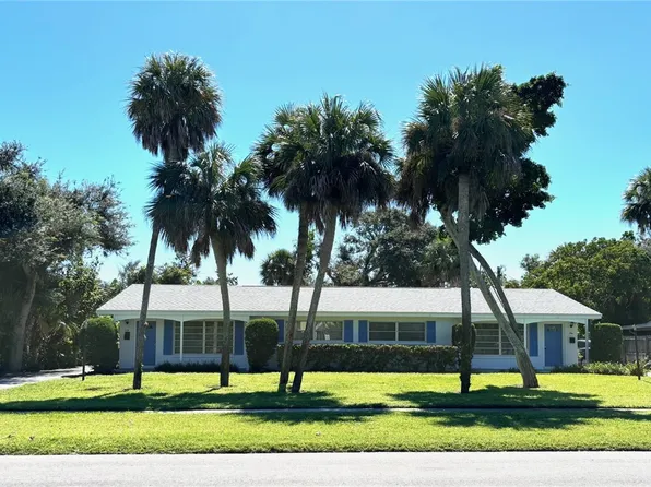 566-576 Azalea Ln, Vero Beach, FL 32963