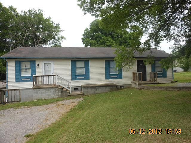 1st image of 114 Brush Hill Ct #11