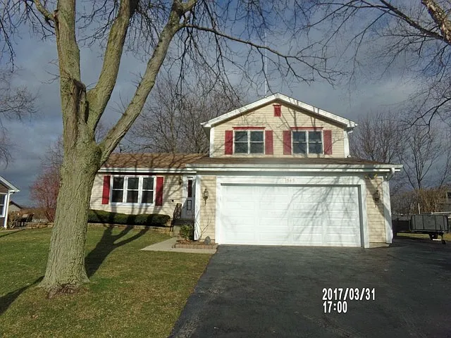 545 W Parkview Ter photo 1