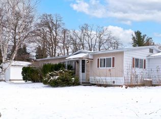 503 Cedar St, Elk Rapids, MI 49629