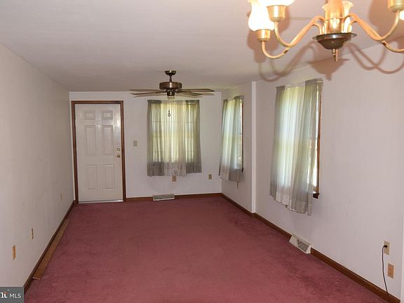 2nd image of 1000 Highland Ave