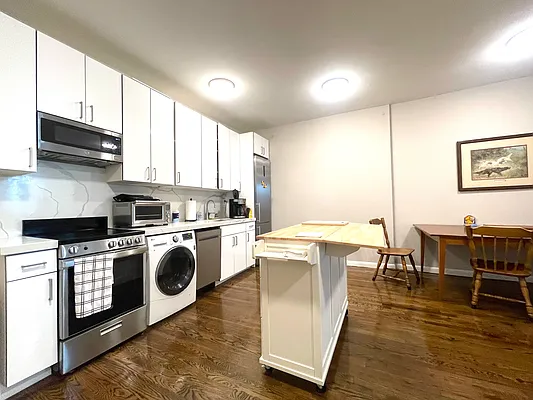 Rented by Douglas Elliman | media 18