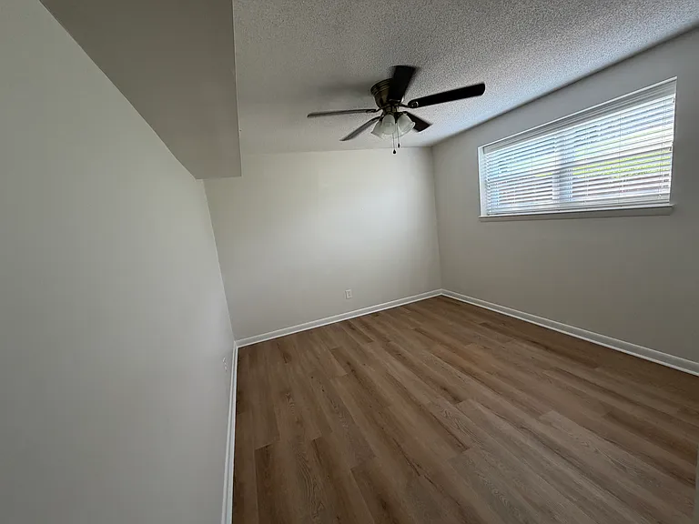 10290 Pleasant View Dr #1 — Photo 8