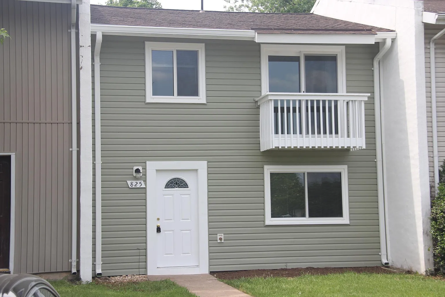 825 Sugarland Run Dr photo 1