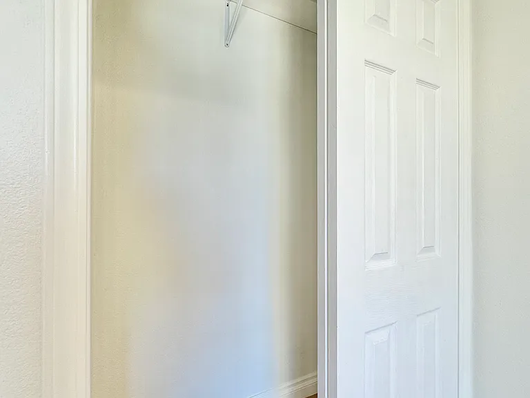9 Serena Ct — Photo 36