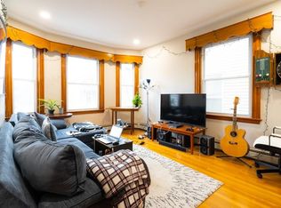 31 Tremont St APT 4, Cambridge, MA 02139